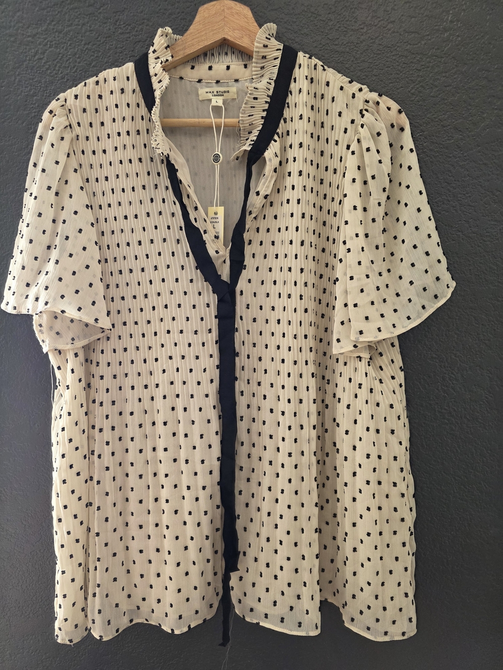 Max Studio Cream Short-Sleeve Button-Down Shirt with Black Dot Pattern